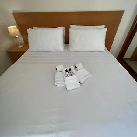 Apartamentos Zarco * クアルテイラ