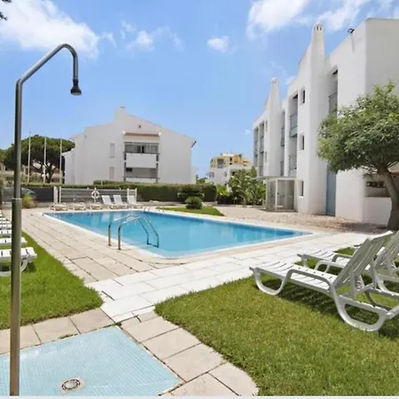 Apartamentos Zarco דירה